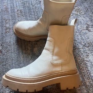 Mango Lug Sole Cream Boots